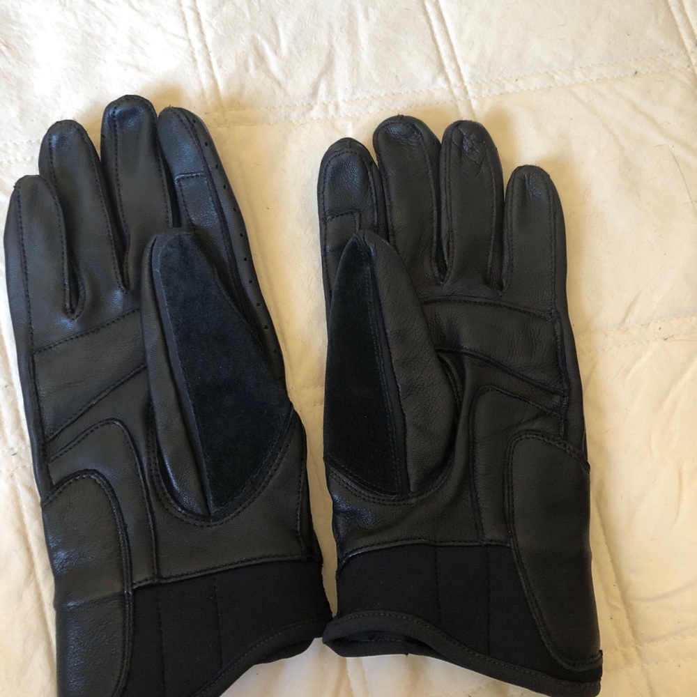 BMW Black Men’s Motorcycle Gloves with Gray Accent - Picture 3 of 5